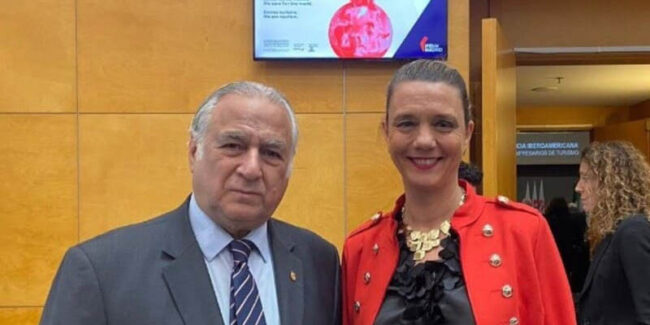 Ministro turismo México y Ángela de Miguel