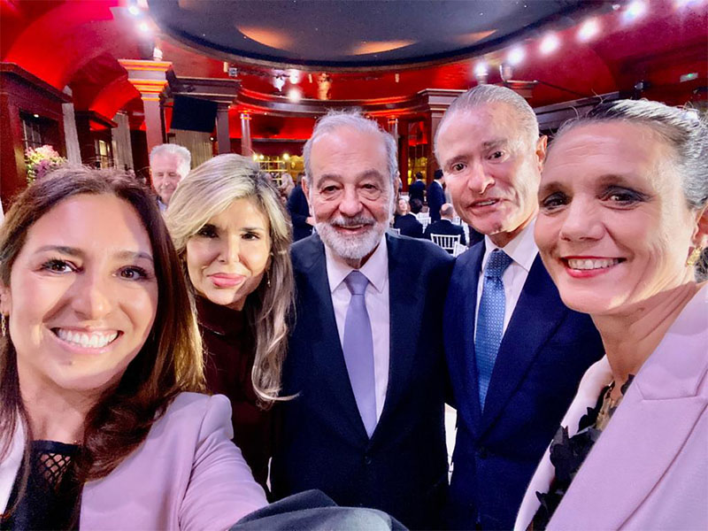 Aemees con Carlos Slim